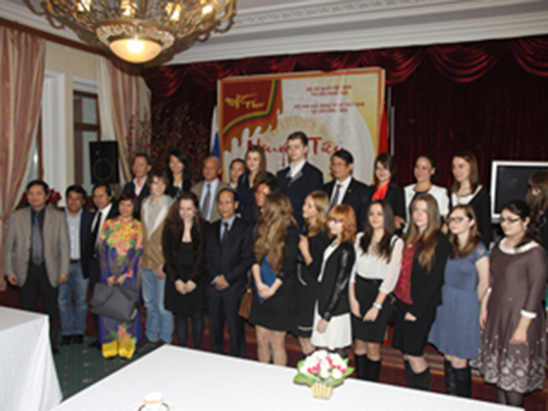 N&eacute;t đặc biệt của Đ&ecirc;m thơ Nguy&ecirc;n Ti&ecirc;u tại LB. Nga